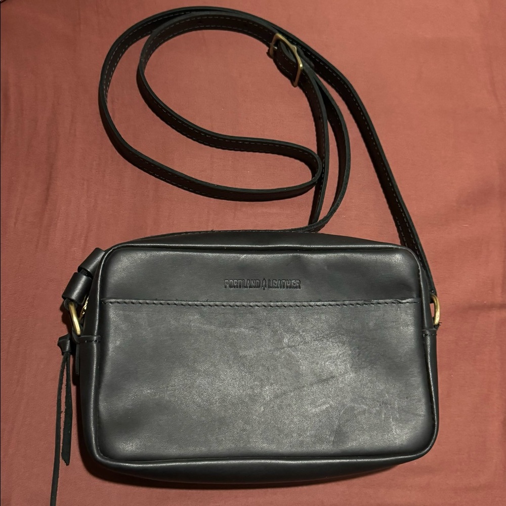 Portland leather camera bag